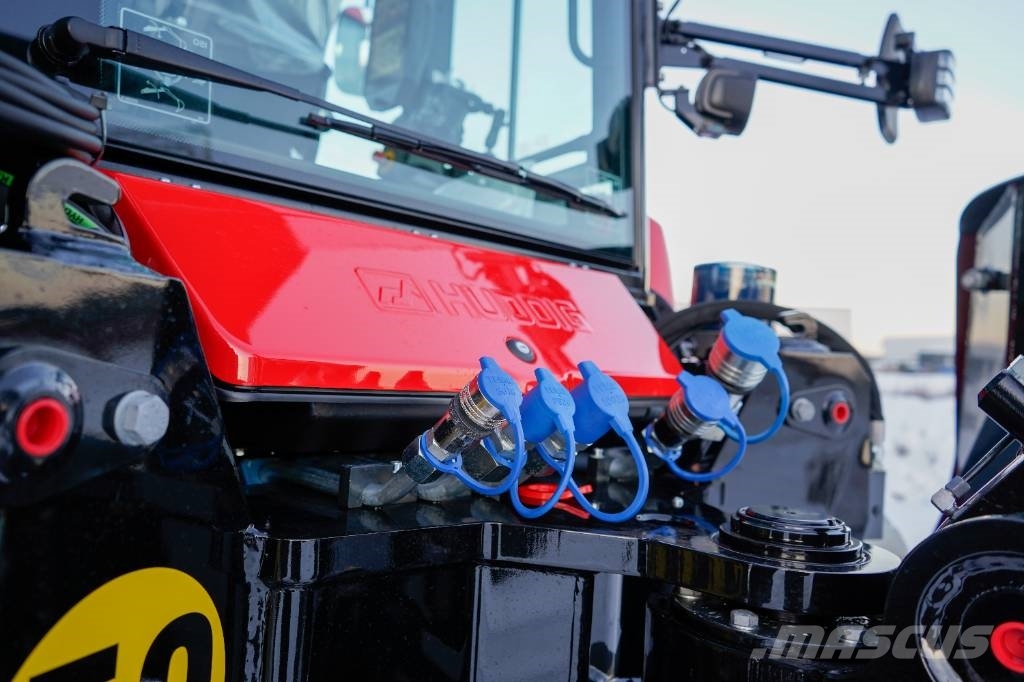 Huddig 1370 CABLE 反鏟裝載機