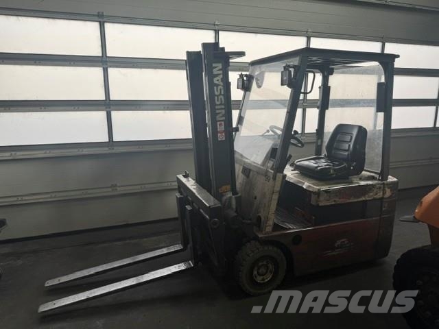 Nissan N01L18U Akumulátorové vozíky