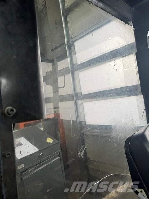 Nissan N01L18U Akumulátorové vozíky