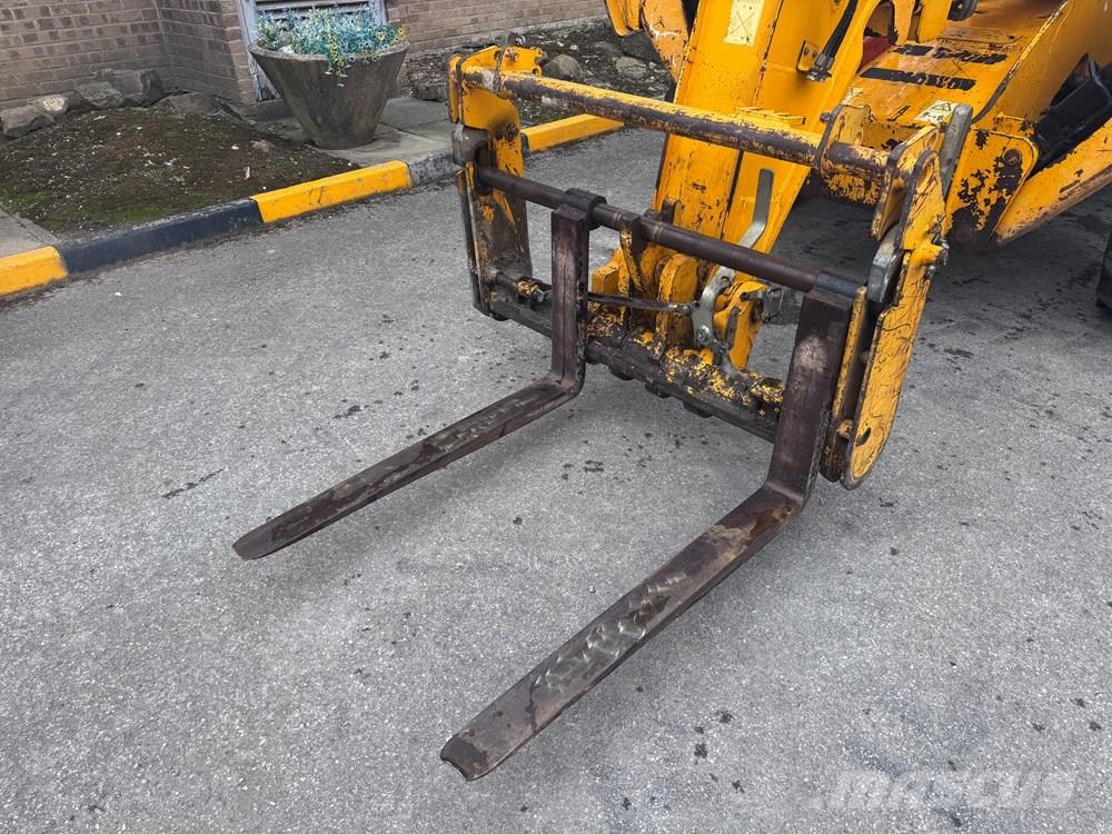 JCB 535V140 - CONSIGNED TO TCH JCB AUCTION Teleskooplaadurid