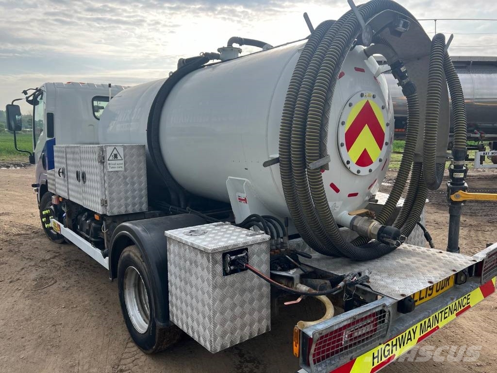 Isuzu Forward NVS 190 7.5 Ton Vac Tankers Tankbiler