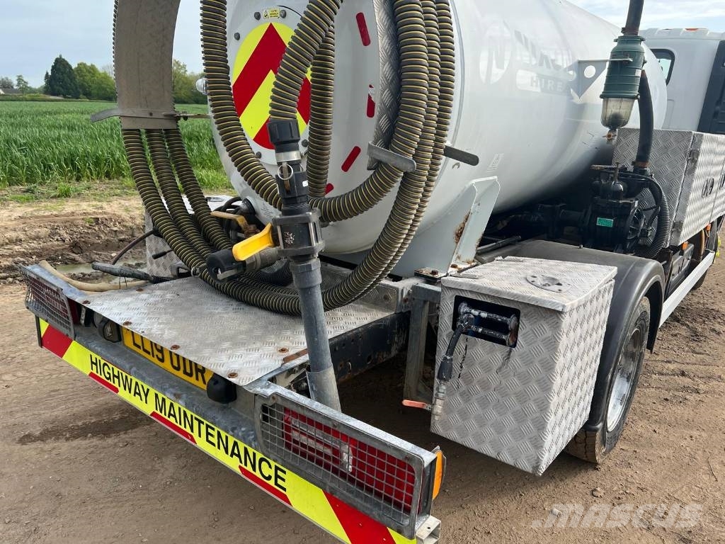 Isuzu Forward NVS 190 7.5 Ton Vac Tankers Tankbiler