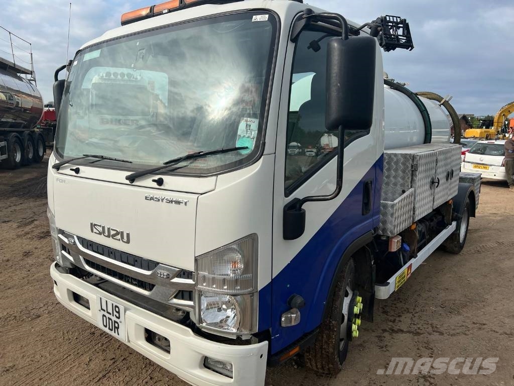 Isuzu Forward NVS 190 7.5 Ton Vac Tankers Tankbiler