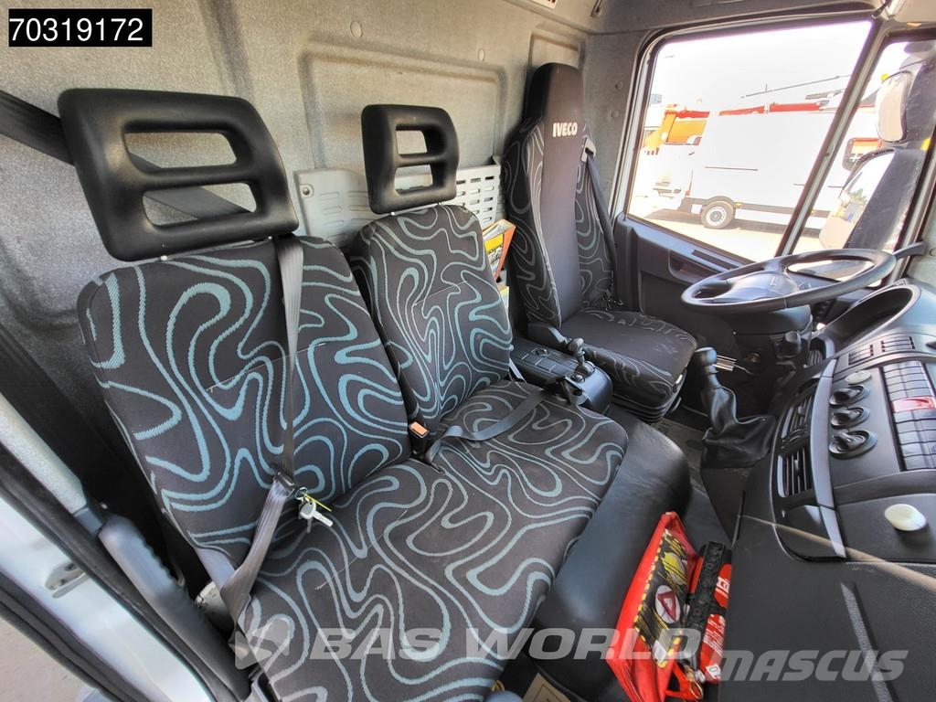 Iveco Eurocargo 180E250 4X2 HYVA V911 3S Kran Crane Manu Flatbed kamyonlar