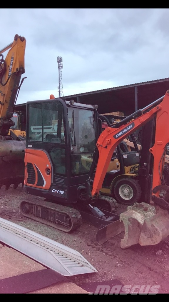 Doosan DX 19 Εκσκαφάκι (διαβολάκι) < 7t