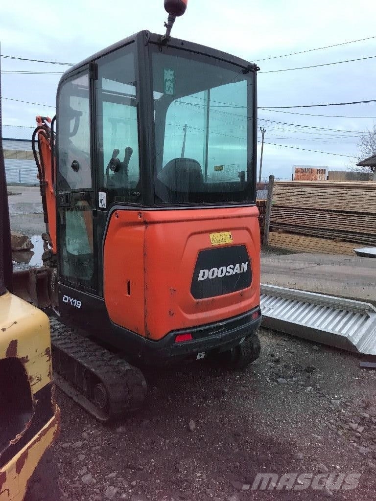 Doosan DX 19 Εκσκαφάκι (διαβολάκι) < 7t