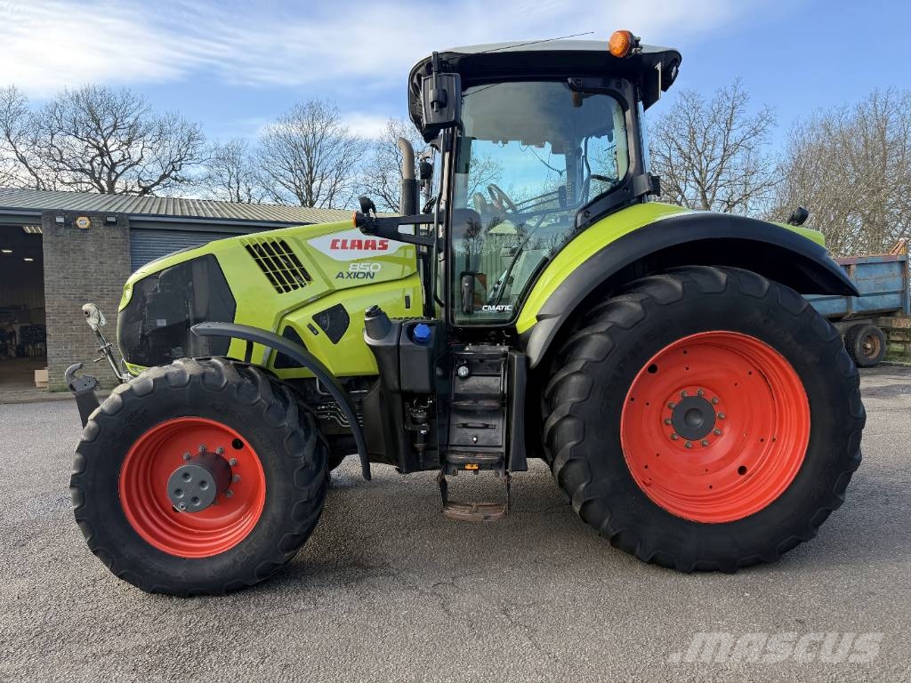 CLAAS Axion 850 Cmatic Traktorok