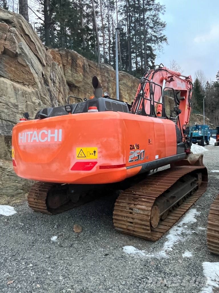 Hitachi ZX250LC-6 / Göteborg حفارات زحافة