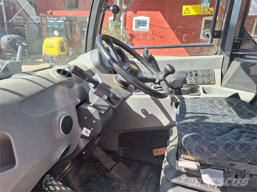 New Holland W 60 C 4X4 Sonstige Baumaschinen