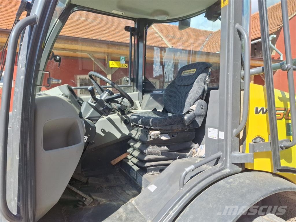 New Holland W60C Other