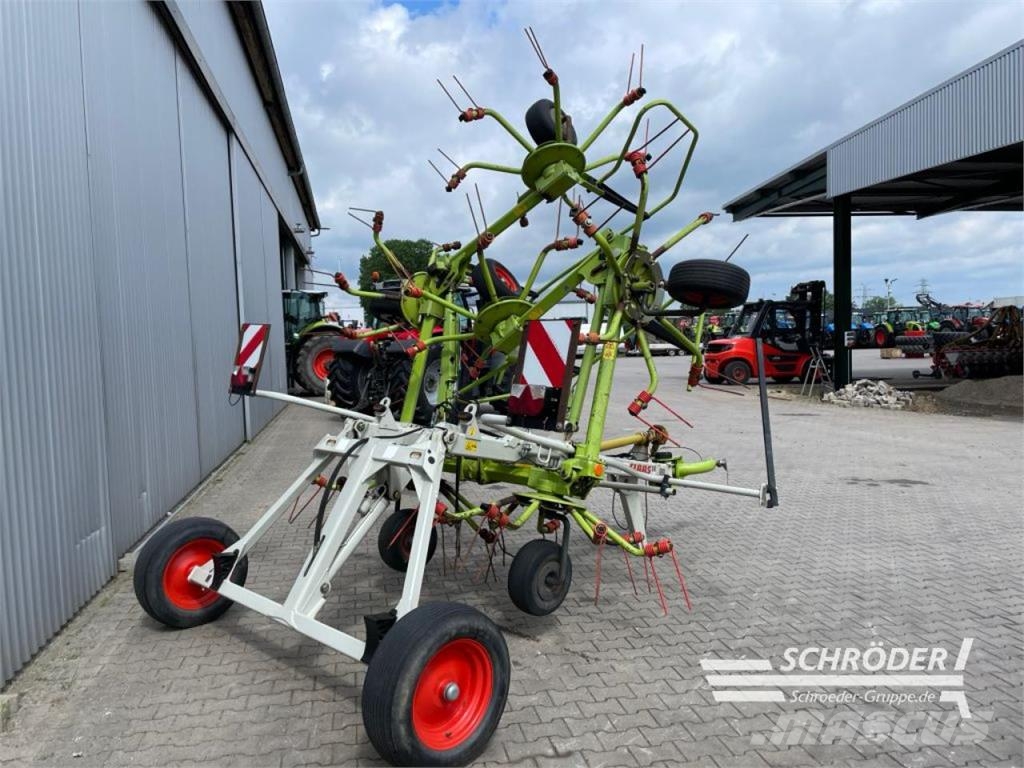 CLAAS VOLTO 800 T Raker og høyvendere