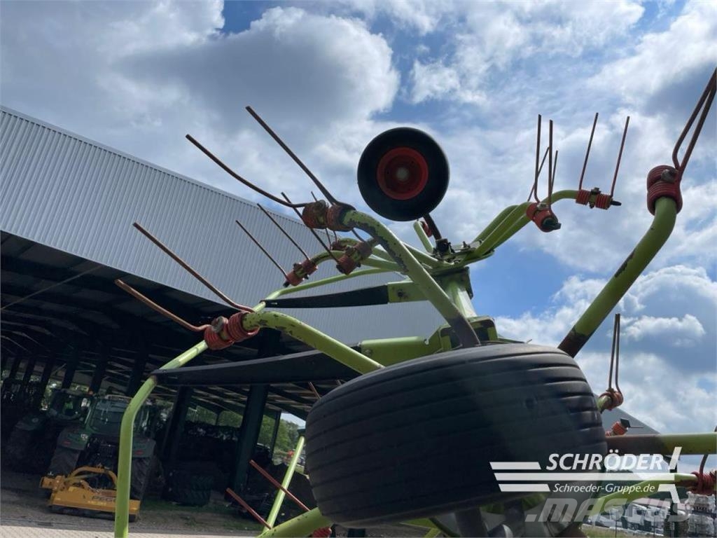 CLAAS VOLTO 800 T Raker og høyvendere