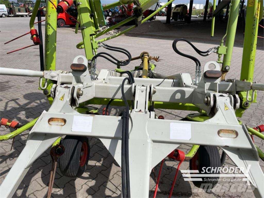 CLAAS VOLTO 800 T Raker og høyvendere
