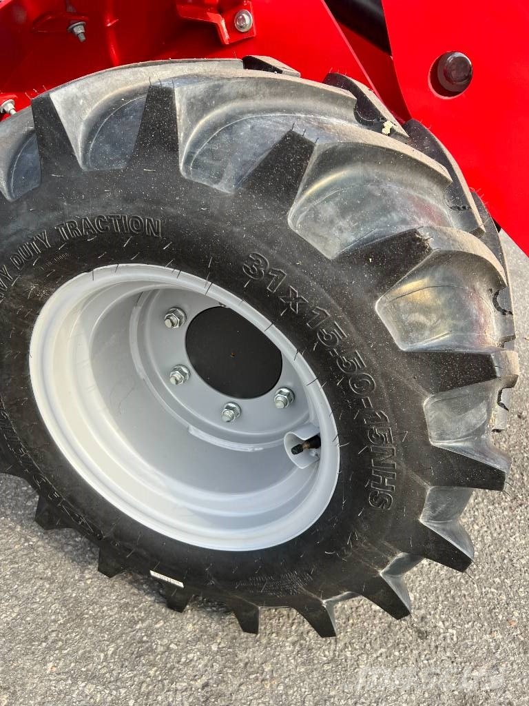 Flexitrac 1226 CAB Daugiafunkciniai pakrovėjai