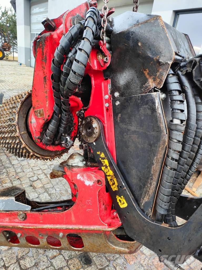 Waratah John Deere H270 Agaç kesme robotlari