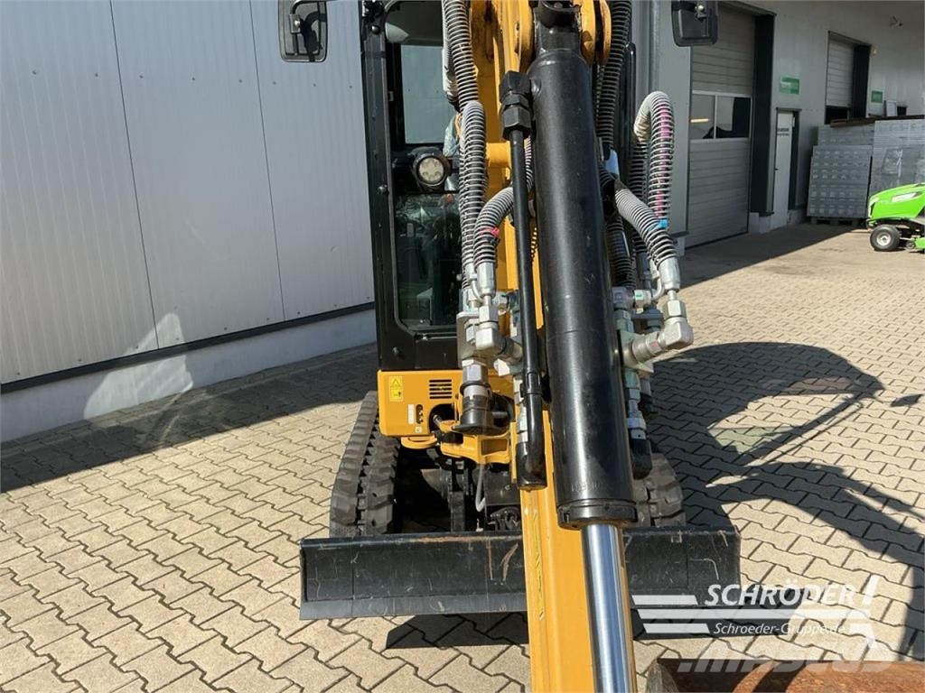 CAT 301.6 Pyöräkaivukoneet