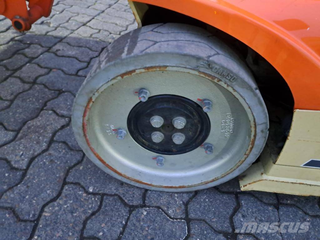 JLG Toucan 10 E-L Разные подъемники и вышки