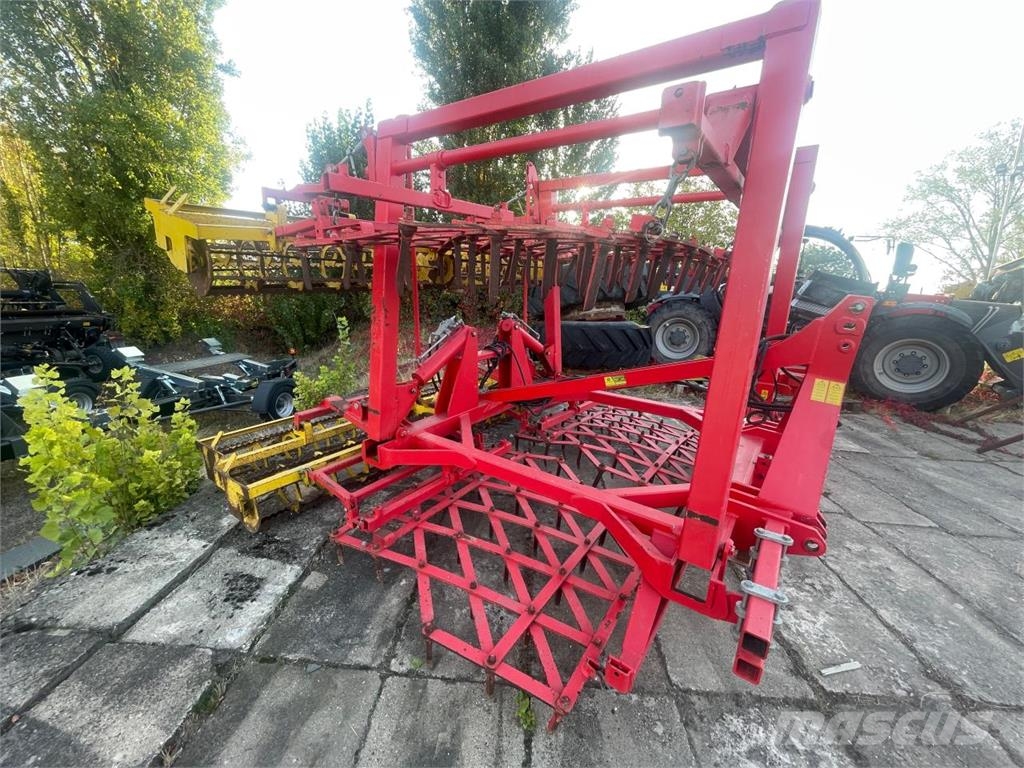 Pöttinger KombiPlus 680 Šukinės akėčios