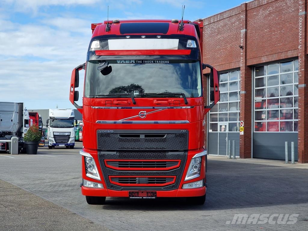 Volvo FH 13.500 6x2 - Livestock 4 deck Finkl + Finkl 4 d Dieren transport