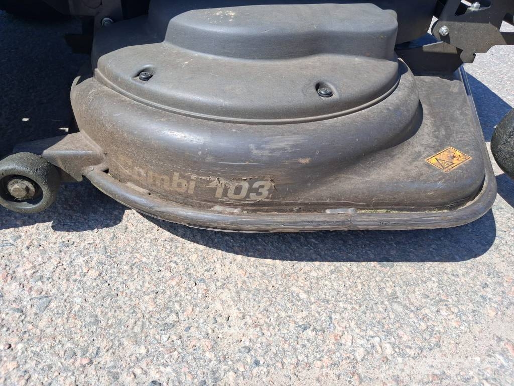 Husqvarna RC320TS AWD Traktorske kosilice