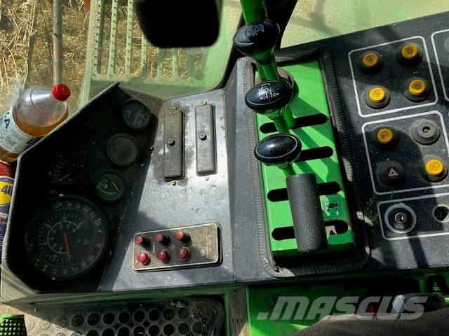 Deutz-Fahr M 35.70 Ražas novākšanas kombaini