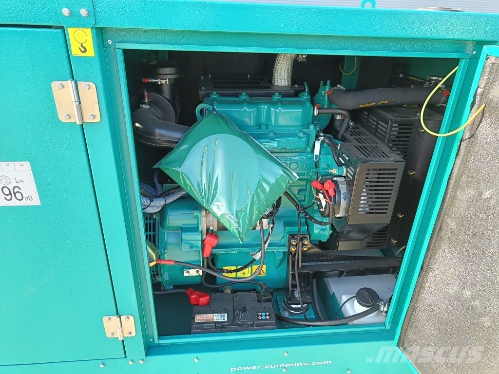 Cummins C22D5Q ディーゼル発電機