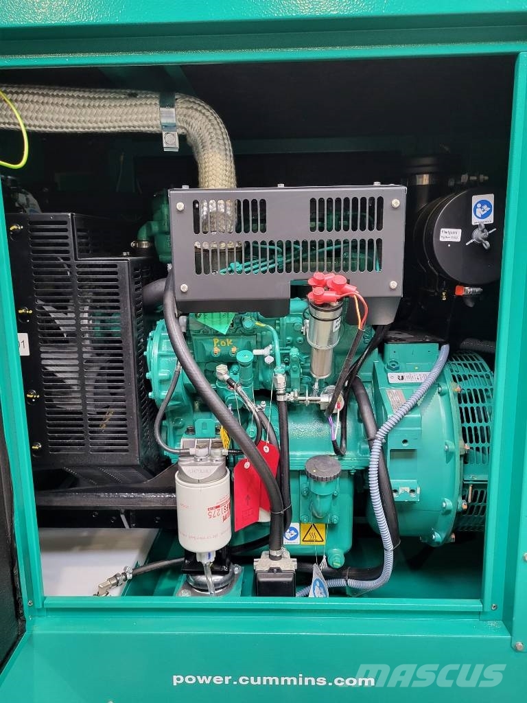 Cummins C22D5Q ディーゼル発電機