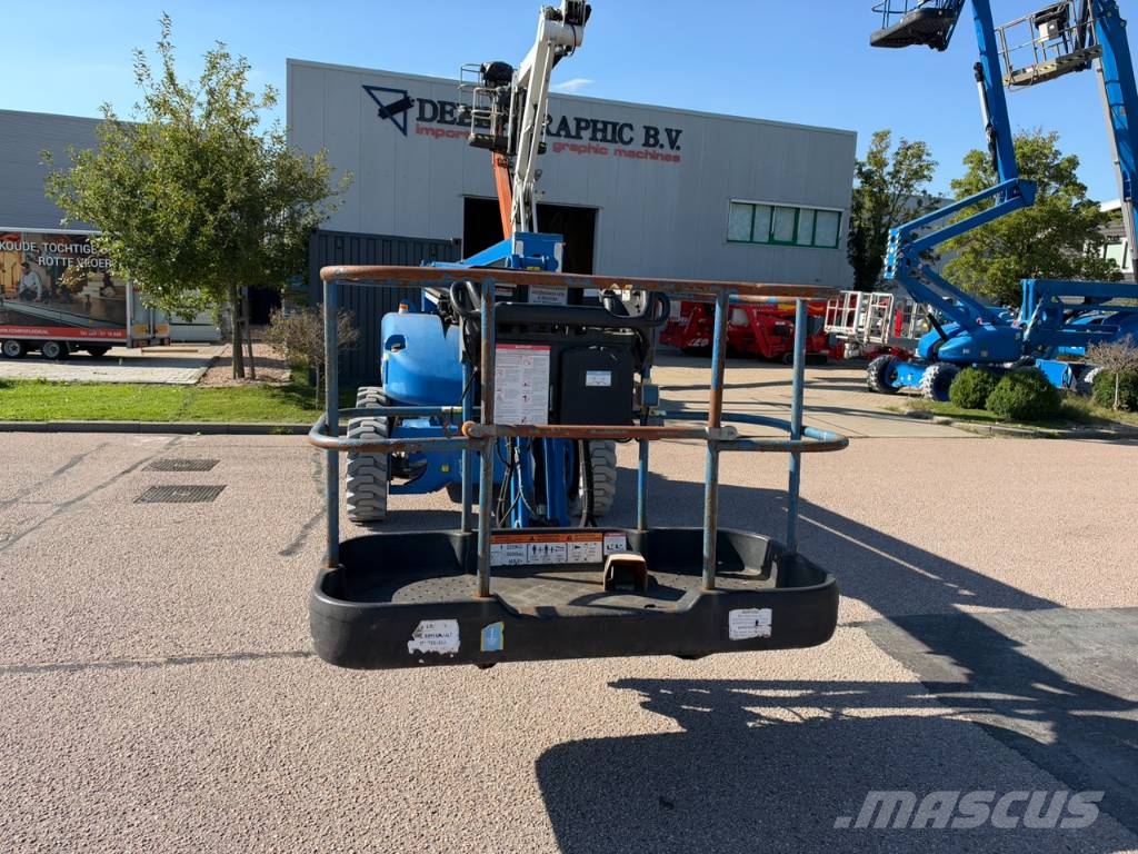 Niftylift Hr 17 hybrid 4x4 17 meter knikarm hoogwerker Колінчаті підйомники