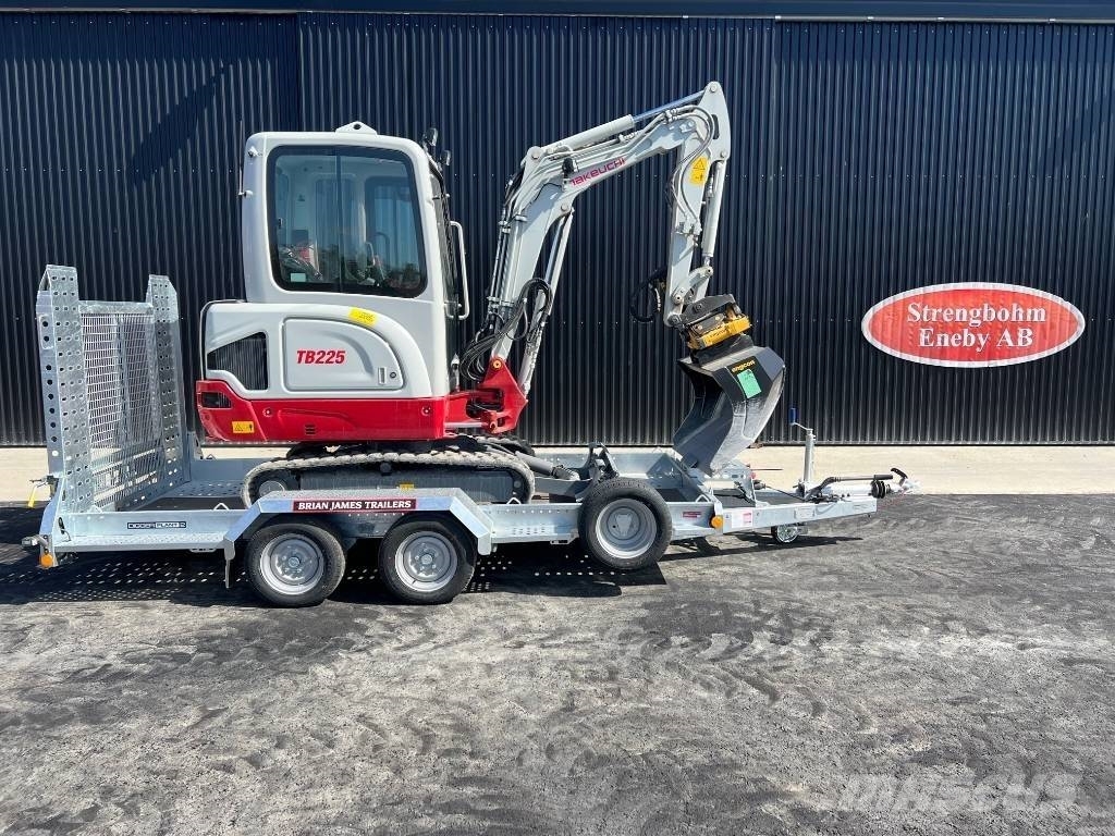 Takeuchi TB 225 Grävarpaket Brian James Engcon Mini bageri < 7t