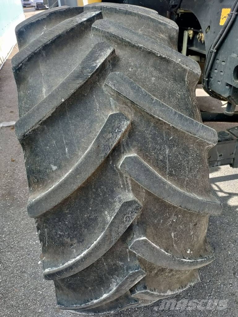 New Holland CX 8090 SL Ražas novākšanas kombaini