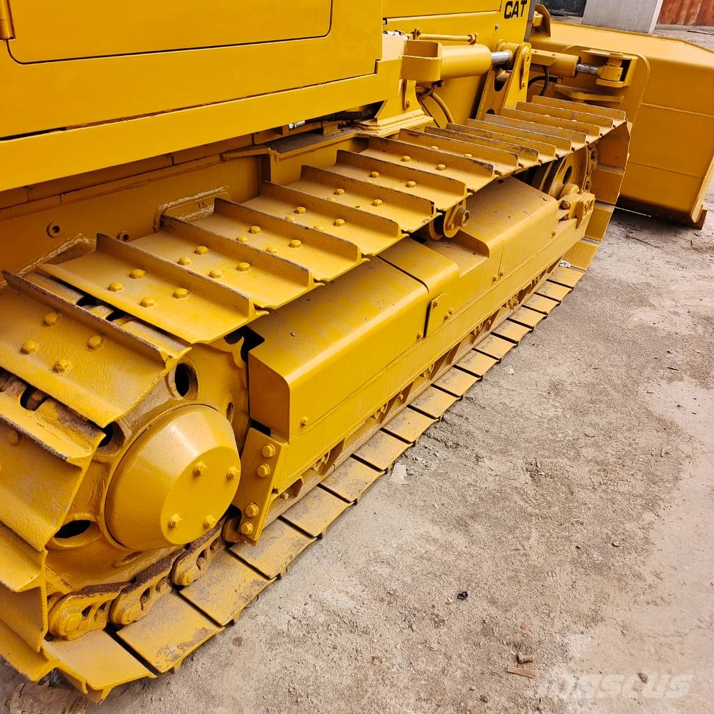 CAT D5K 28th Anniversary Promotion Price Dozer cingolati