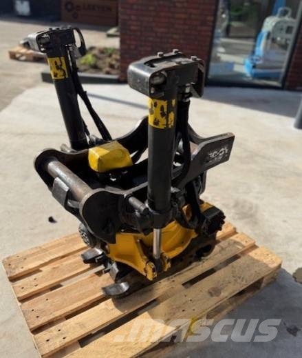 Engcon EC 214 Volteadoras