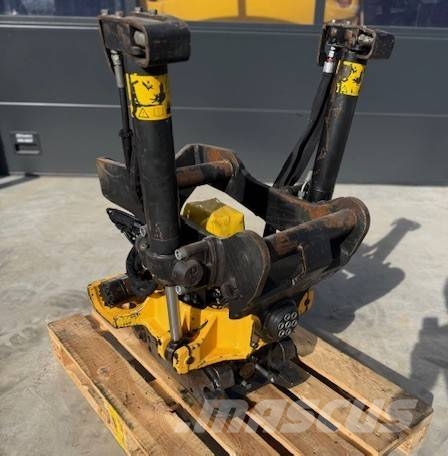 Engcon EC 214 Volteadoras