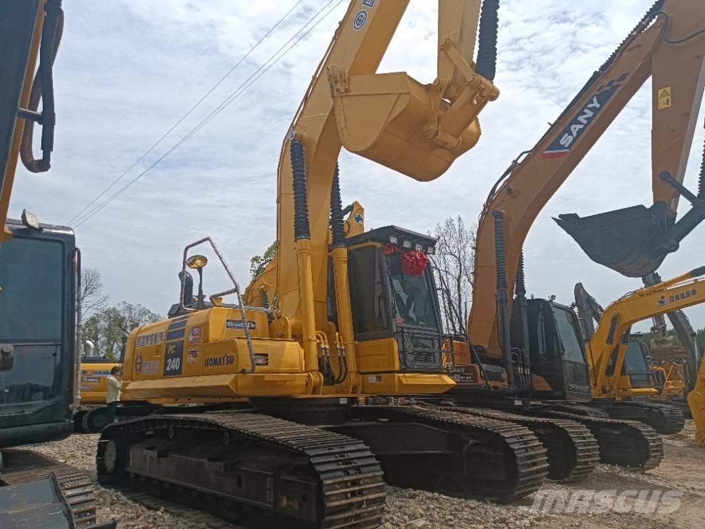 Komatsu PC 240 Верижен екскаватор