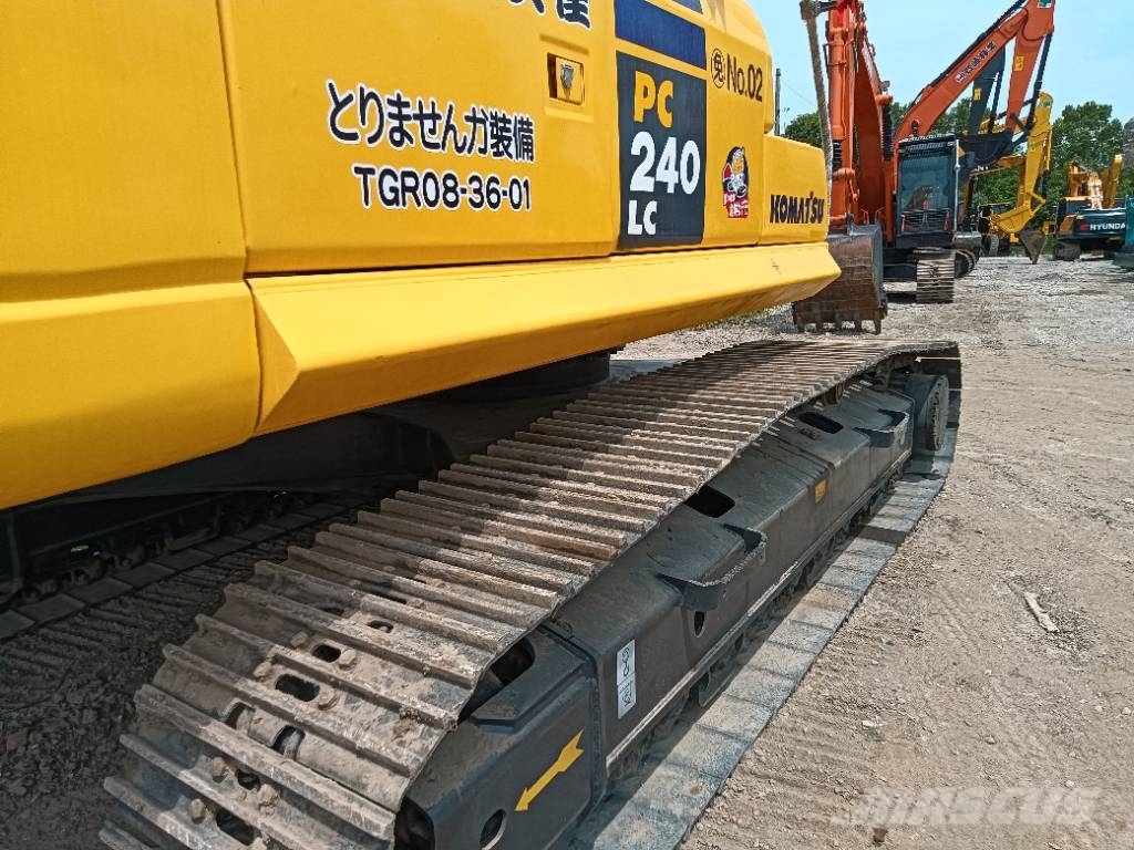 Komatsu PC 240 Верижен екскаватор
