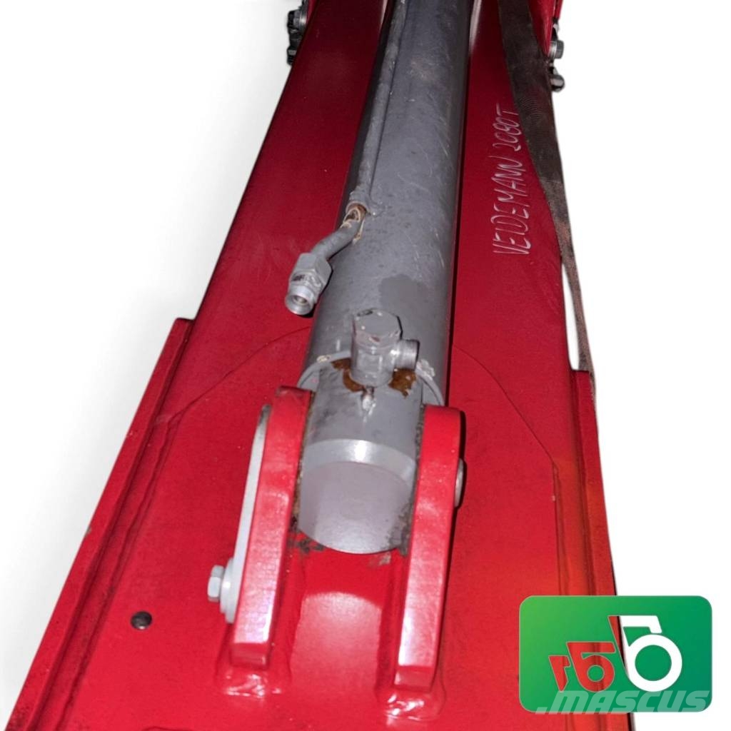 Weidemann 2070 CX Mast, Arm, Boom, Wobbler (Swinging Arm), Actuator Podvozky a zavěšení kol