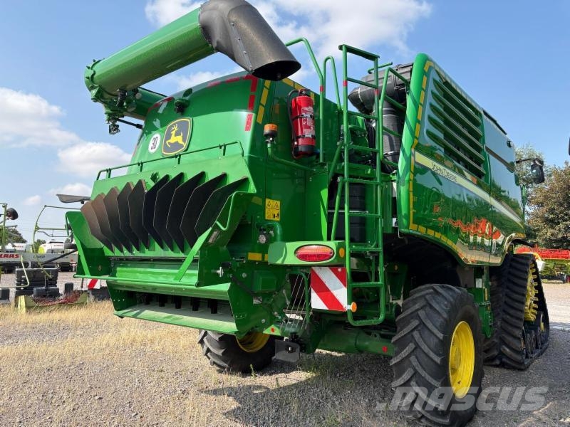John Deere T 670 Mietitrebbiatrici