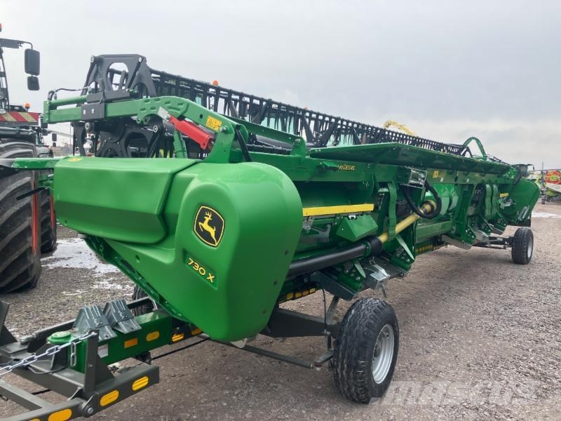 John Deere T 670 Mietitrebbiatrici