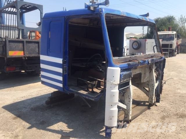 Scania 142 M Καμπίνες και εσωτερικό