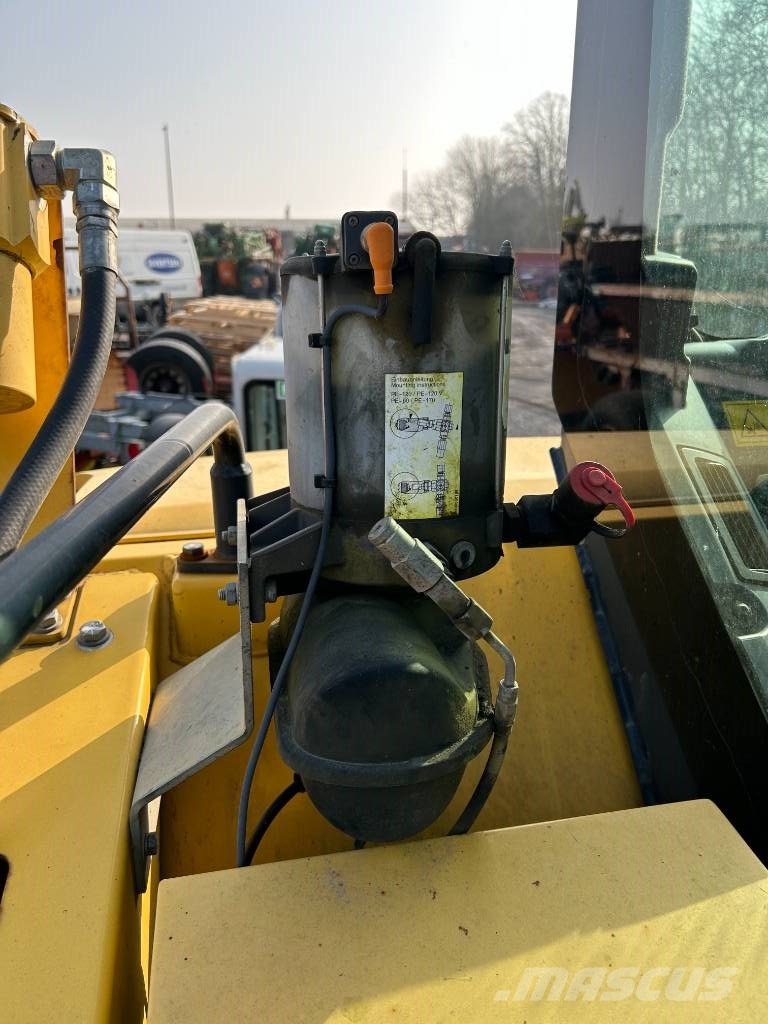 Komatsu PC 88 MR-8 Közepes (midi) kotrók 7 t - 12 t