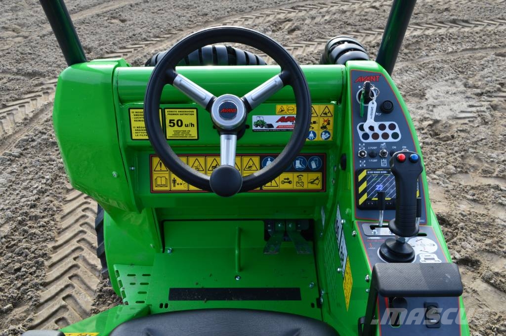 Avant 528 TDL Kniklader/Shovel Kompaktlastare