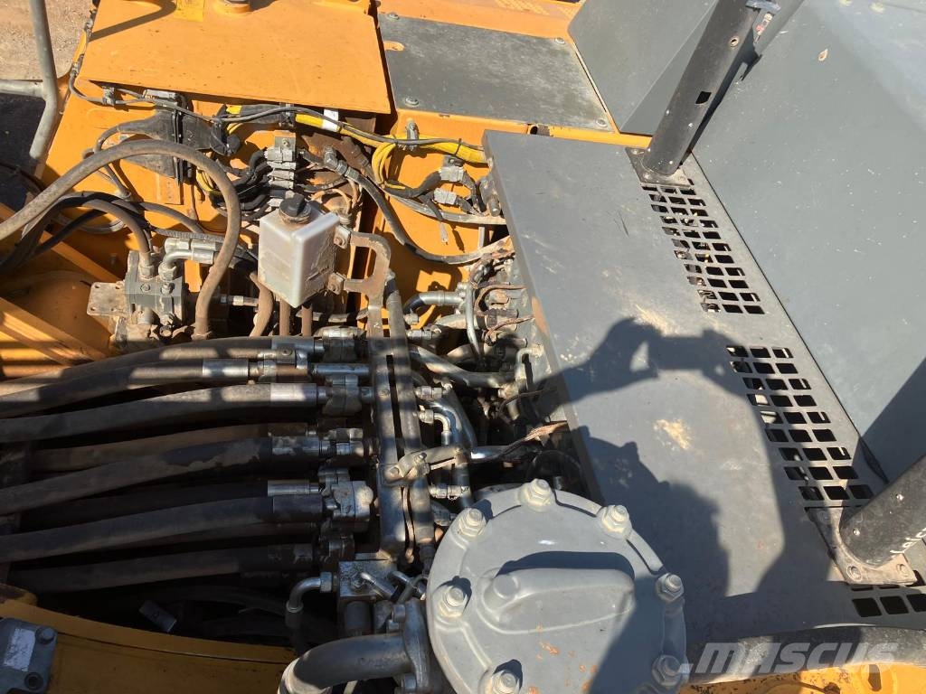 Liebherr R 966 LCV Pelle sur chenilles