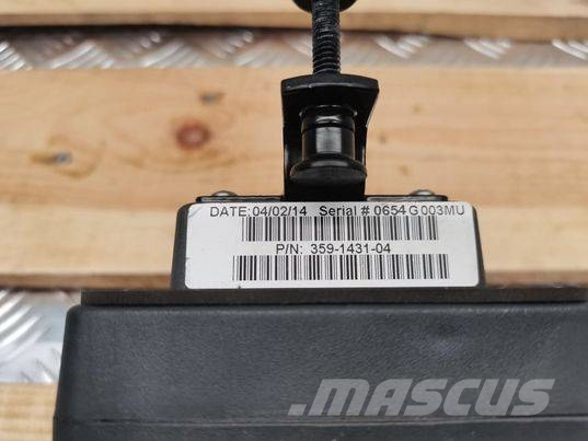 CAT 966F monitor Elektronika