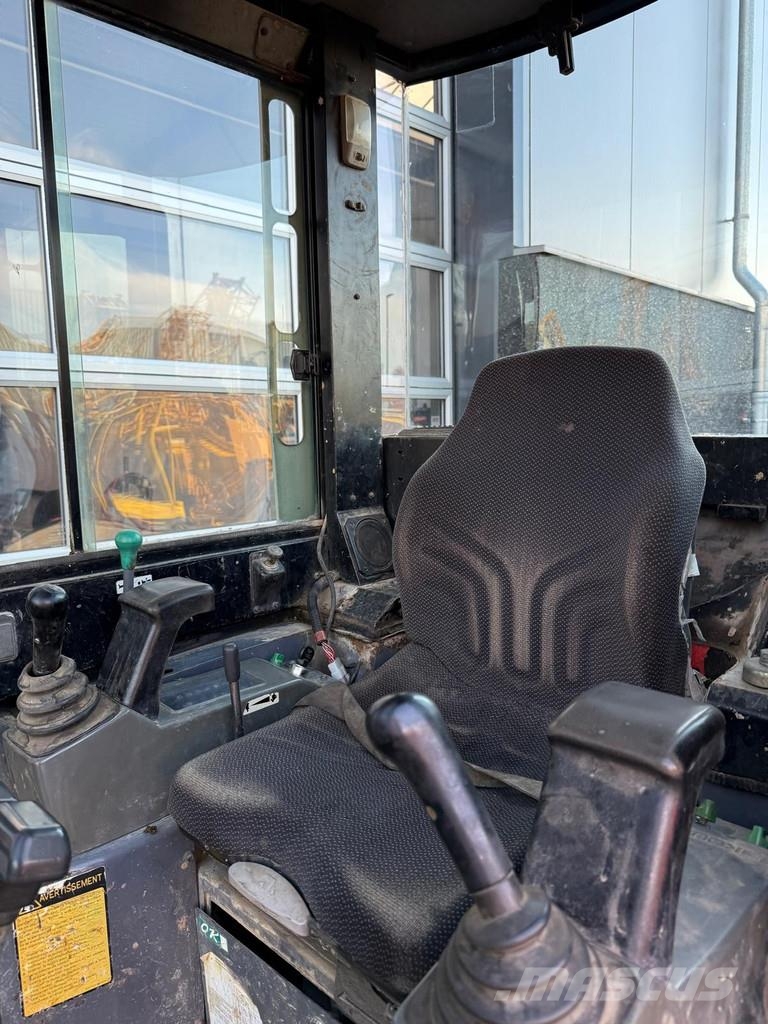 Takeuchi TB23R Mini ekskavatoriai < 7 t