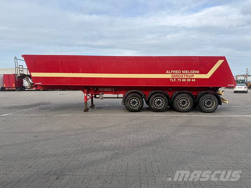 Kel-Berg Tipper / Kippauflieger 37 m3 Tipper semi-trailers