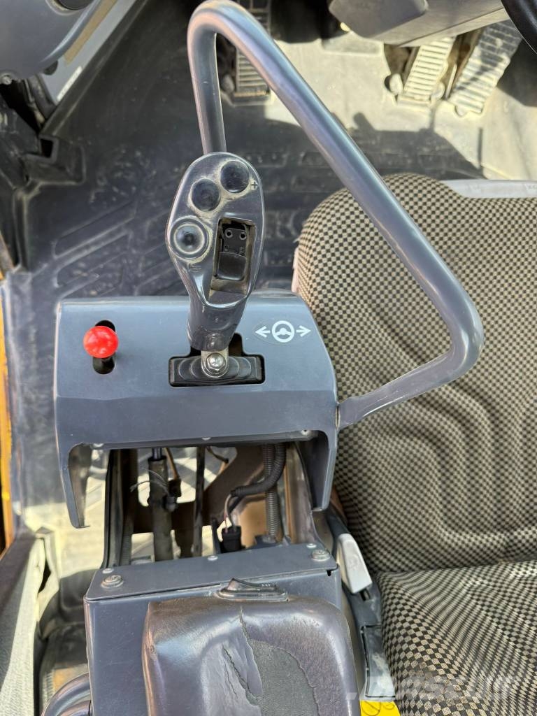 Komatsu WA 480-6 //BJ. 2006 / 16626H / ZSA/Klima Wheel loaders