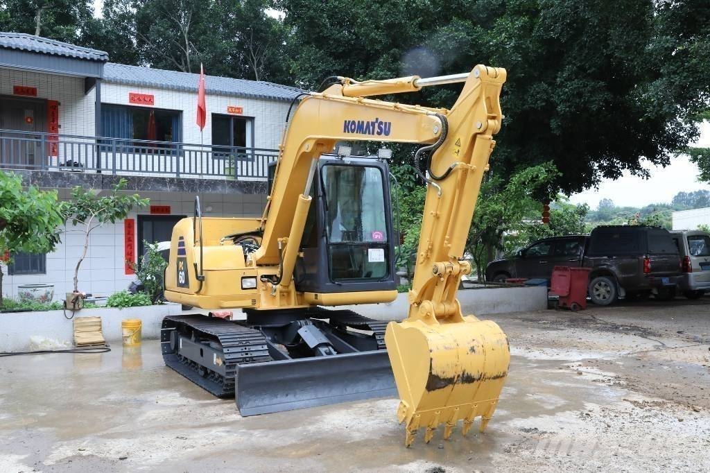 Komatsu PC 60-8 Εκσκαφείς με ερπύστριες