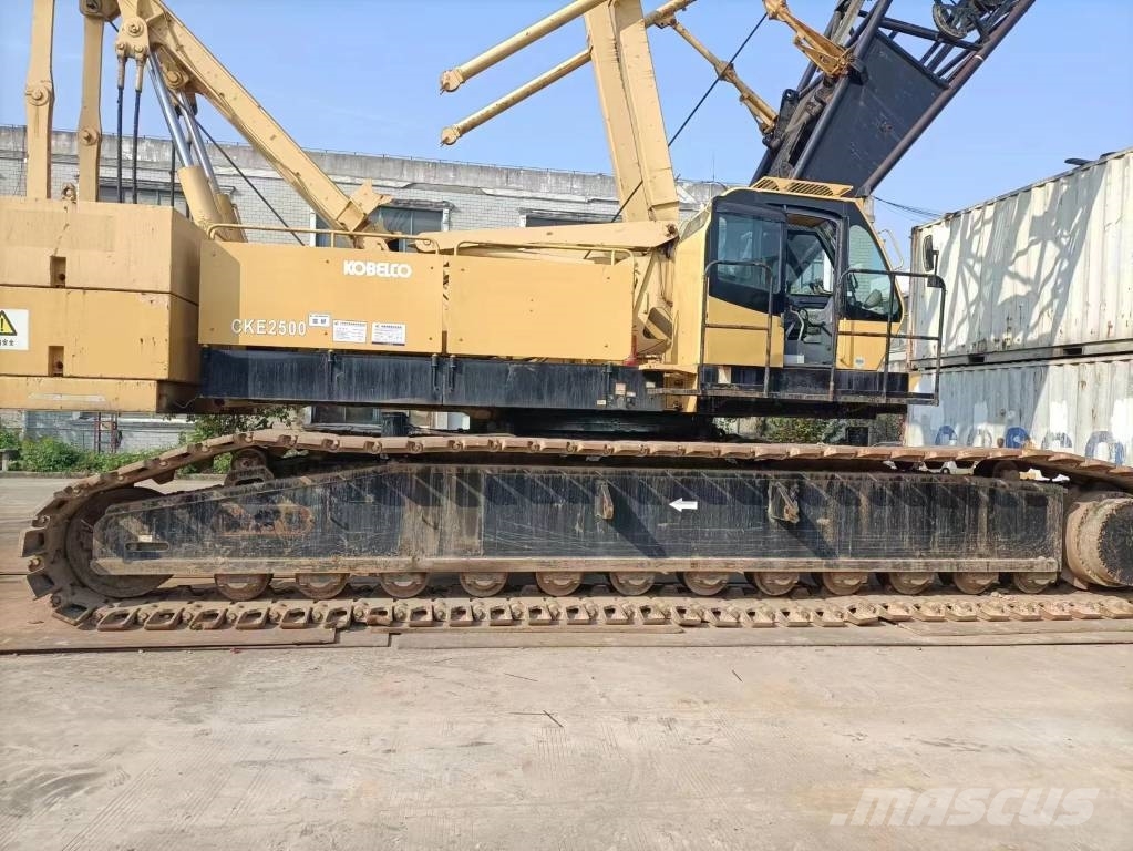Kobelco CKE 2500 Grúas de oruga
