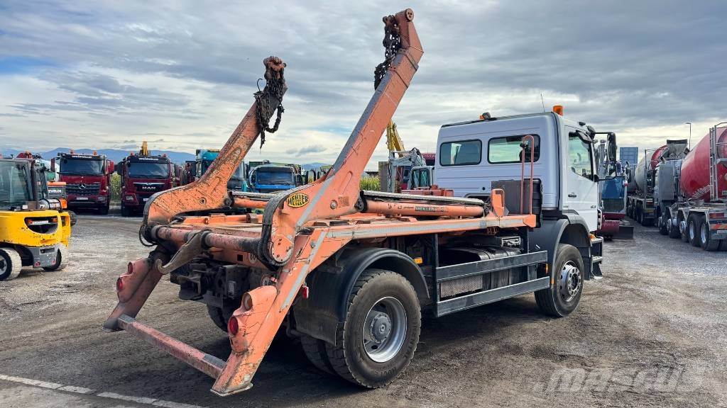 Mercedes-Benz AXOR 1829 4x2 meiller absetz tipper - spring Camion cu carlig de ridicare