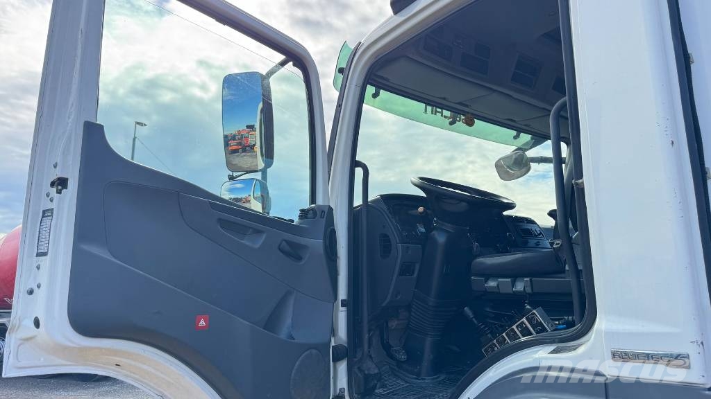 Mercedes-Benz AXOR 1829 4x2 meiller absetz tipper - spring Camion cu carlig de ridicare
